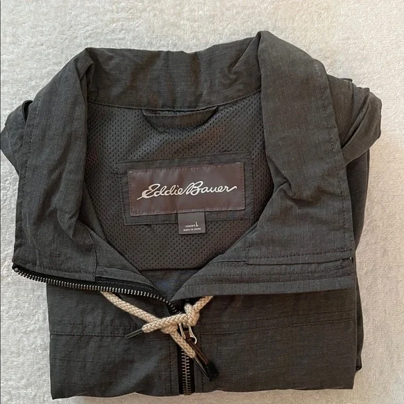 Eddie Bauer Women's Charcoal Hooded Vest, L - Picture 6 of 12